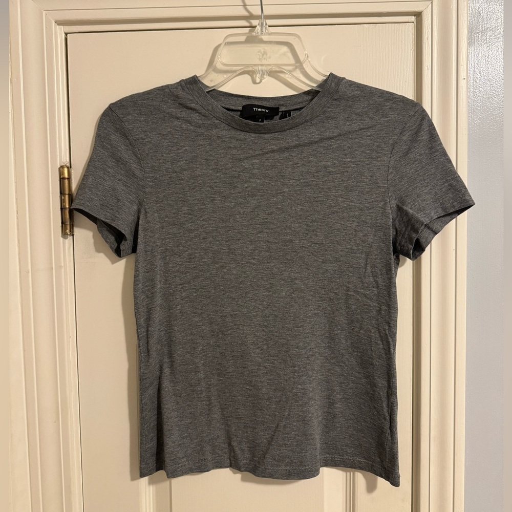 THEORY Slub Cotton Tiny Tee. Size P